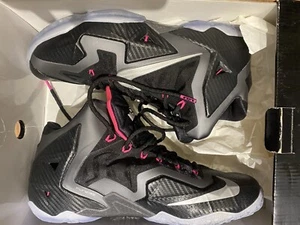 Nike Lebron 11 XI Size 11.5 Black Metallic Silver Pink Foil 616175 003 New NIB - Picture 1 of 6