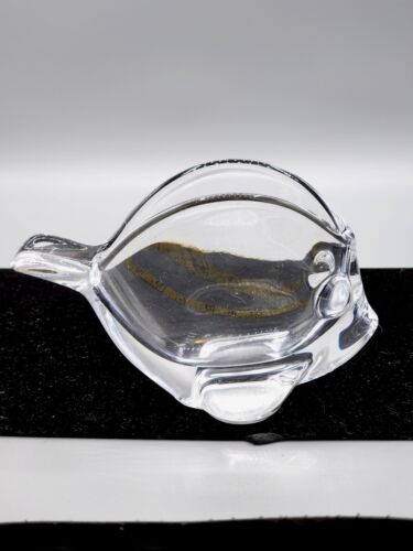 Vase à poisson verre cristal art français Vannes Le Chatel bouche ouverte vase à boire plat