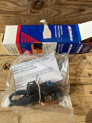 (1) OEM OE GM NOS 1999-2002 Chevrolet Silverado GMC Oxygen Sensor Assembly - Image 1 of 4
