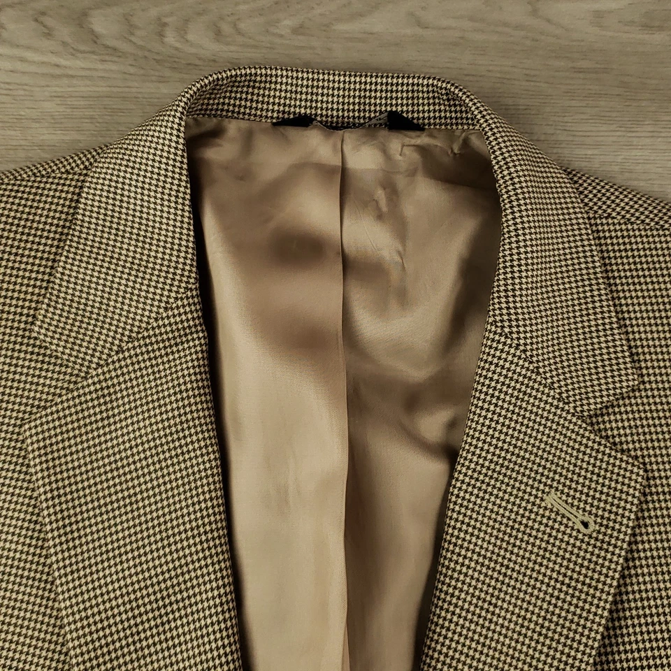 Jos A Bank Sport Coat Men's Size 48L Wool Houndstooth Two Button Single Vented - Image 1 of 4