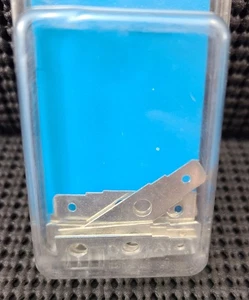 IDEAL 89-414 FLAT-NONE (0.250" x 0.031") 24 AMP QC TERMINAL STRIPS - LOT OF 10 - Picture 1 of 3