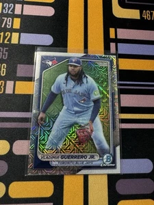 2024 Bowman Chrome #30 Vladimir Guerrero Jr. Mojo Refractors - Picture 1 of 2