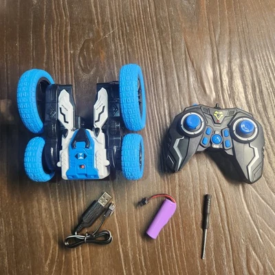 Roadcar Dancer  RC Stuntcar -  Remote Controlled Rechargeable USB battery pack - Image 1 of 4