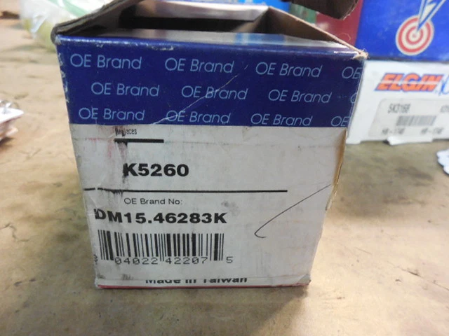 Buje de brazo de control superior delantero Buick Riviera 79-85, NOS #K5260 CT H9 Foto 1 de 2