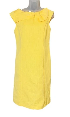 Vestido Vaina Sandra Darren Para Mujer Talla 6 Amarillo Escote Lazo Estilo 96925 Foto 1 de 4