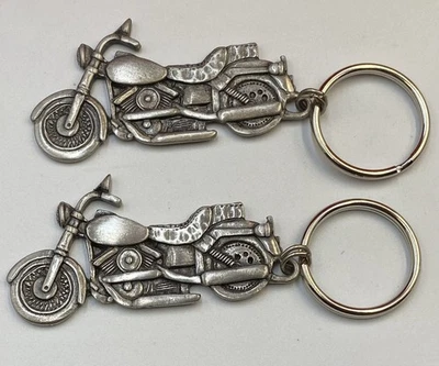 Lote de 2 llaveros metálicos para moto 3D Foto 1 de 3