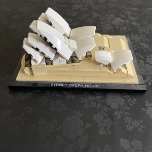 LEGO ARCHITECTURE: Sydney Opera House (21012) - Foto 1 di 4