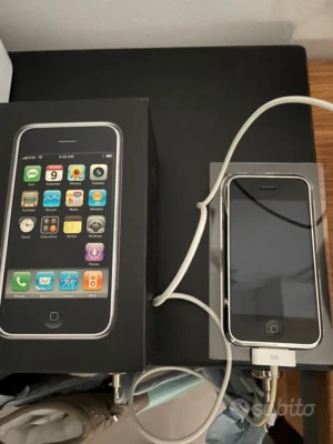 Apple iPhone (1a generazione) - 8GB - Nero (Sbloccato) - Immagine 1 di 4