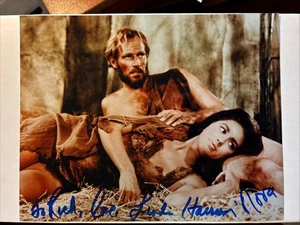 LINDA HARRISON SIGNED 8X10 PHOTO PLANET OF THE APES 2 - Picture 1 of 4
