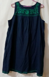 J. Rundhalsausschnitt ärmelloses dunkelblaues Midikleid mit grüner Stickerei XL Leinen Baumwollmischung - Bild 1 von 6