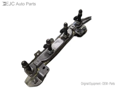 Fuel Injectors Set With Rail For 13-19 Nissan Sentra  1.8 0280158296 - Image 1 of 4