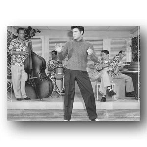 Elvis Presley Performing Jailhouse Rock 1957 Vintage Movie Scene 5x7 Photo - Bild 1 von 1