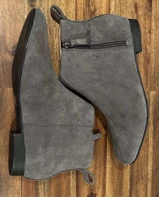 GAP Booties Boots Ankle Zip Gray Suede Leather Boho Heeled Boho Casual 8 EUC - Image 1 of 4