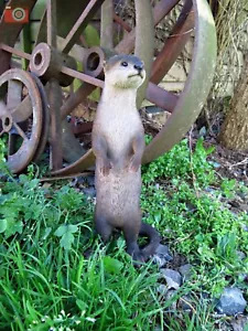 STANDING OTTER FIGURE by Vivid Arts. Ultra Realistic, Garden or Home, Size B NEW - Picture 1 of 11