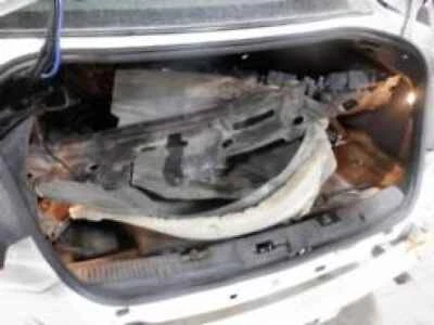 Used Front Left Door Glass Front fits: 2016 Ford Taurus police package L. Front Foto 1 de 4