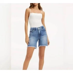 Good American Denim Shorts 90's Icon Bermuda Jean Short Indigo Size 16 - Picture 1 of 11