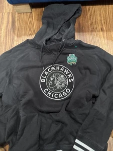 Chicago Blackhawks Mens Black Hoodie Winter Classic 2019 Size XL - Picture 1 of 7