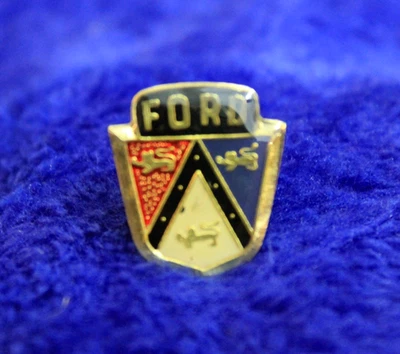 Ford Crest Sombrero Solapa Pin Accesorio Fairlane Galaxie Falcon Camión Azul Ovalado Foto 1 de 4