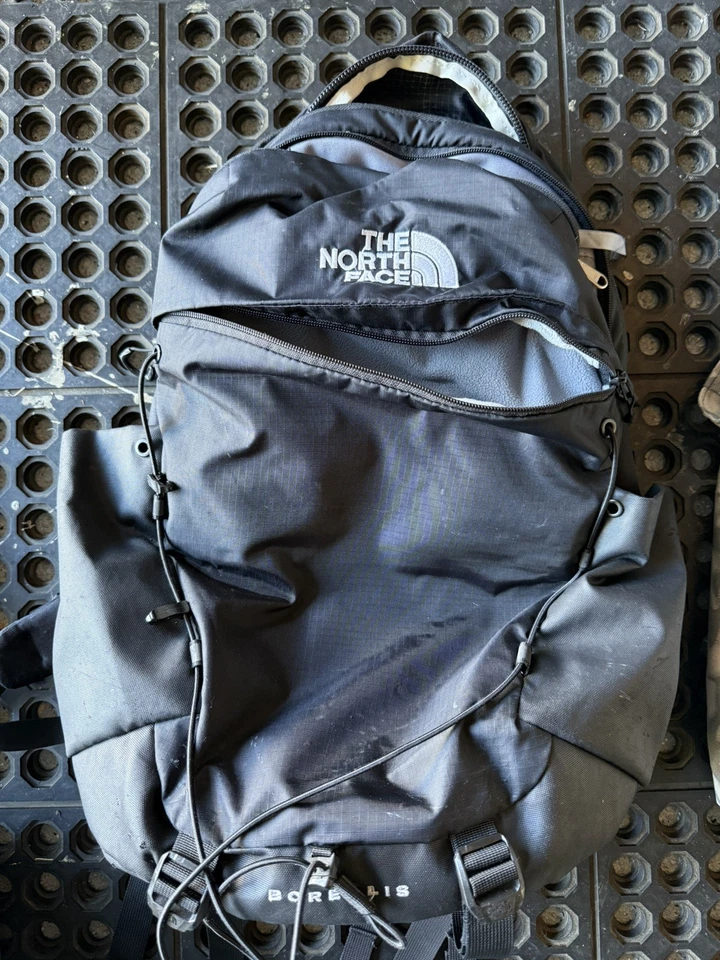 Mochila para portátil The North Face unisex Borealis Commuter negra 28 litros nueva con etiquetas $89 Foto 1 de 1