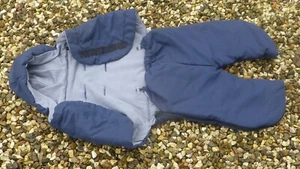 Maxi Cosi Anzug, Fußsack, blau, grau mit Reißverschluß an Armen +Beinen - Bild 1 von 2