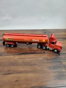 Vtg 90s 1/64 Ertl Sheetz Convenience Store Gasoline Tanker Truck T179 White GMC - Picture 1 of 7