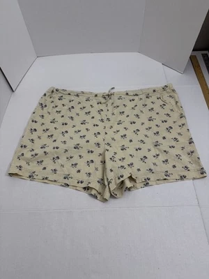 Basic Editions Women's XL Tan Floral Shorts, High Rise, Beach Shorts         C38 - Image 1 of 4
