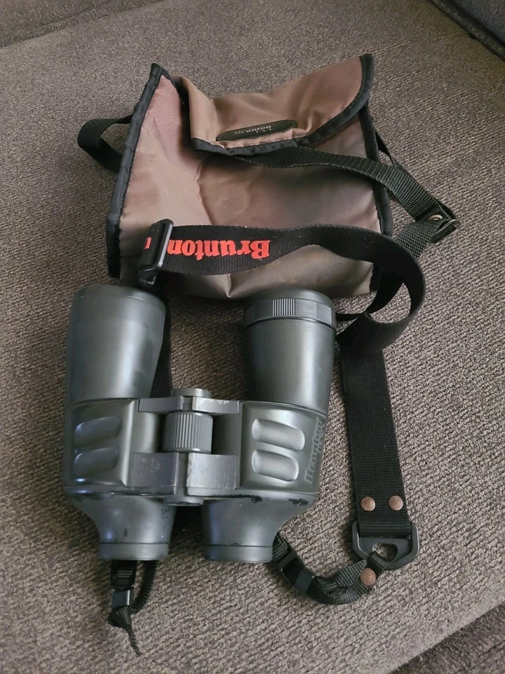 BRUNTON ETERNA 10X50 4003. Leer descripción. Buen estado de funcionamiento. E4 Foto 1 de 4