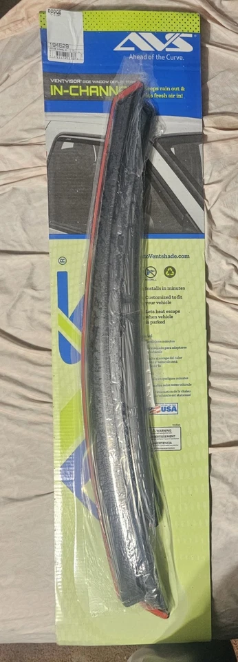 Visera de ventana AVS en canal para Dodge Dart 2013-2016 Foto 1 de 1