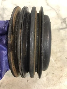 96 OMC Volvo Penta 5.0 L 302 V8 Ford Marine Engine 3 groove crank shaft pulley - Picture 1 of 4