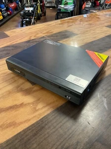 Q-See QT534 Digital Video Recorder w/ cords - Picture 1 of 6
