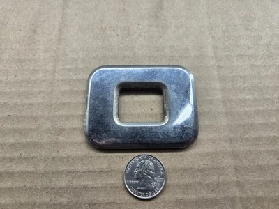 Оригинальный значок с эмблемой буквы O задней двери Ford 1992-1995 F150 F250 F350 F2TB-9940282-BA - Изображение 1 из 4