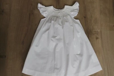 复活节全新带标签 Mom & Me 女孩白色主教缩褶串珠精品连衣裙 24 个月 — 第 1/4 张图片