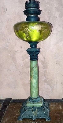 Lampe à petrole colonne chapiteau corinthien onyx bronze reservoir vert doré XIX - Photo 1/4