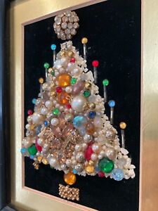 Framed Jewelry Christmas Tree 9" x 7"