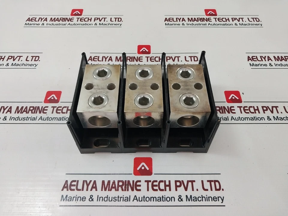 FERRAZ SHAWMUT 69003 3 Pole Large PDB Power Distribution Box - Image 1 of 4