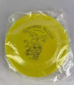 Vintage Bloomer Bunny Rabbit FLYING DISC (FRISBEE) 1990 Yellow Easter - Picture 1 of 2