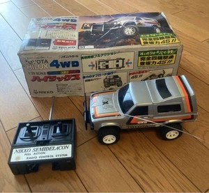 NIKKO TOYOTA Toyota HILUX 4WD radio controlled 1/20 F/S FEDEX 2 - Picture 1 of 10