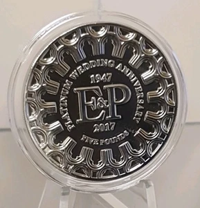 Camiseta 2017 £5 moneda de cinco libras platino aniversario de boda reina Isabel II   - Imagen 1 de 5