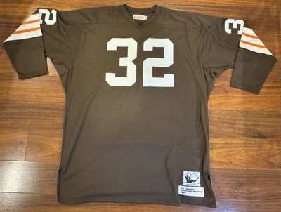 Camiseta Mitchell & Ness Jim Brown #32 Browns 1964 réplica Throwback tamanho 54 - Imagem 1 de 4