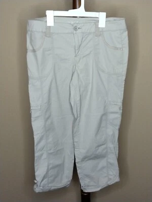 Apt. 9 women's 12 - 32"W x 23"L utility capri modern fit tan color cuffed - Image 1 of 4