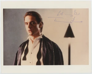 Jeremy Irons Batman Vintage Autographed Signed 8x10 Photo AMCo COA 26185 - Picture 1 of 2