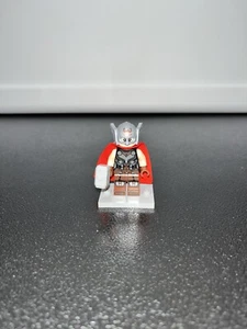 LEGO 76207 MIGHTY THOR - JANE FOSTER Minifigure - NEW - Picture 1 of 5
