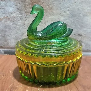Vintage Cut Panel Green Glass Swan Lid Covered Powder Dish Trinket Box - Picture 1 of 9
