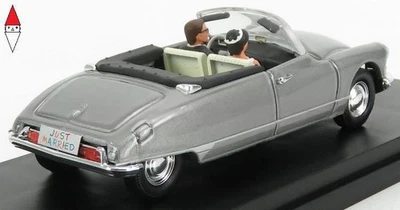 1/43 RIO CITROEN DS 19 CABRIOLET JUST MARRIED 1961 WITH FIGURES GREY - Immagine 1 di 2
