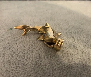 585/- 14 Karat Gelbgold Anhänger, Hai, 5,5 cm - Bild 1 von 2