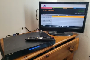 Humax FoxSat HDR/GB/500GB HD Digital Sat Receiver - getestet & funktionsfähig - Bild 1 von 11