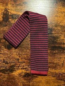 Corbata tejida Brooks Brothers a rayas azul marino rojo 100 % seda nueva con etiquetas - Imagen 1 de 3