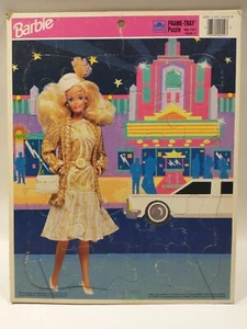 Puzzle vassoio cornice Barbie Mattel 1991 vintage - Foto 1 di 7