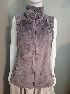 Chaleco para mujer The North Face difuso gris suave cuello alto ligero  Foto 1 de 4