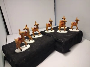 Hallmark Reindeer 1981 Christmas Merry Miniature Figurine Snow Base Hong Kong - Picture 1 of 16